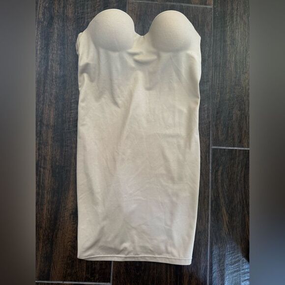 Victoria’s Secret Power Nude Strapless Shapewear Slip - Picture 2 of 10